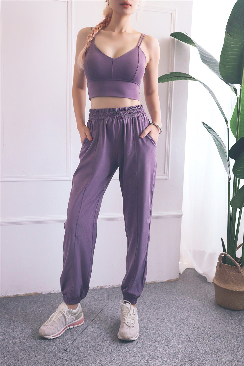 The JAYLEN JOGGER PANT